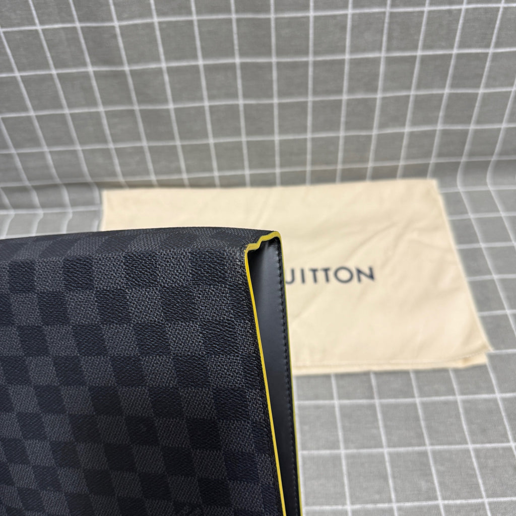 Louis Vuitton Leather N60307