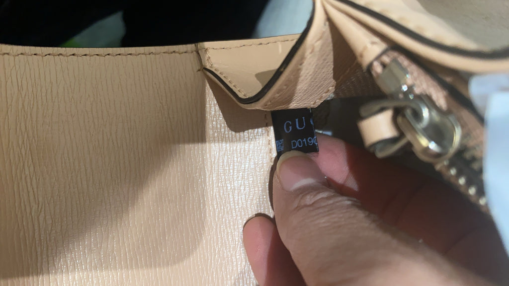 Gucci 476432KU23N8693