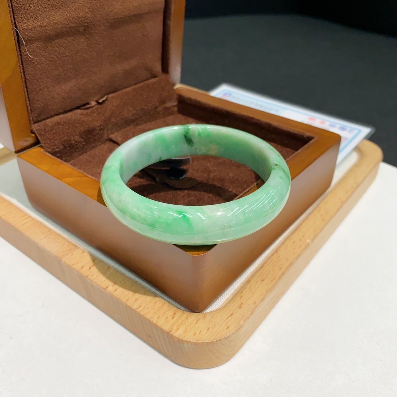翡翠 Bangle