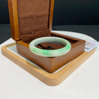 翡翠 Bangle