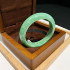 翡翠 Bangle