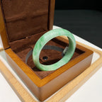 翡翠 Bangle