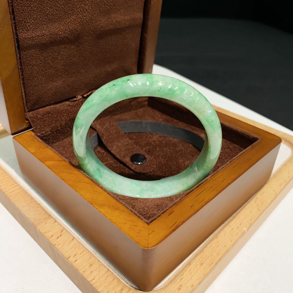 翡翠 Bangle