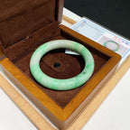 翡翠 Bangle