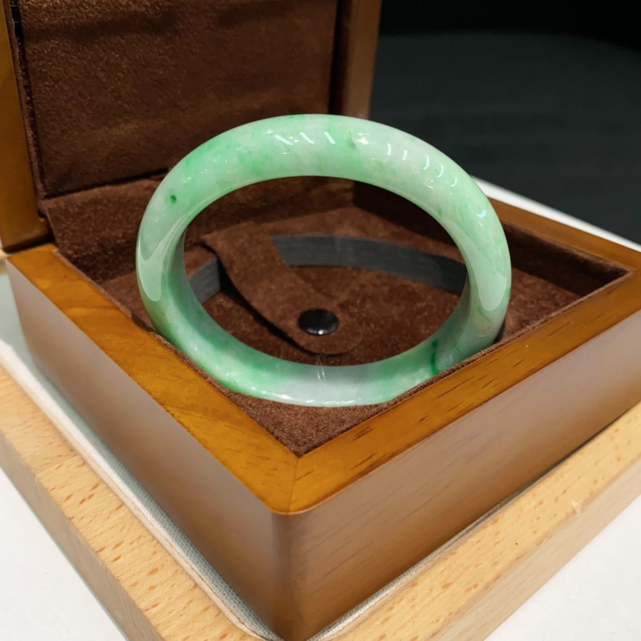 翡翠 Bangle