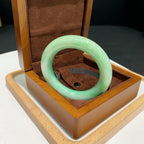 翡翠 Bangle
