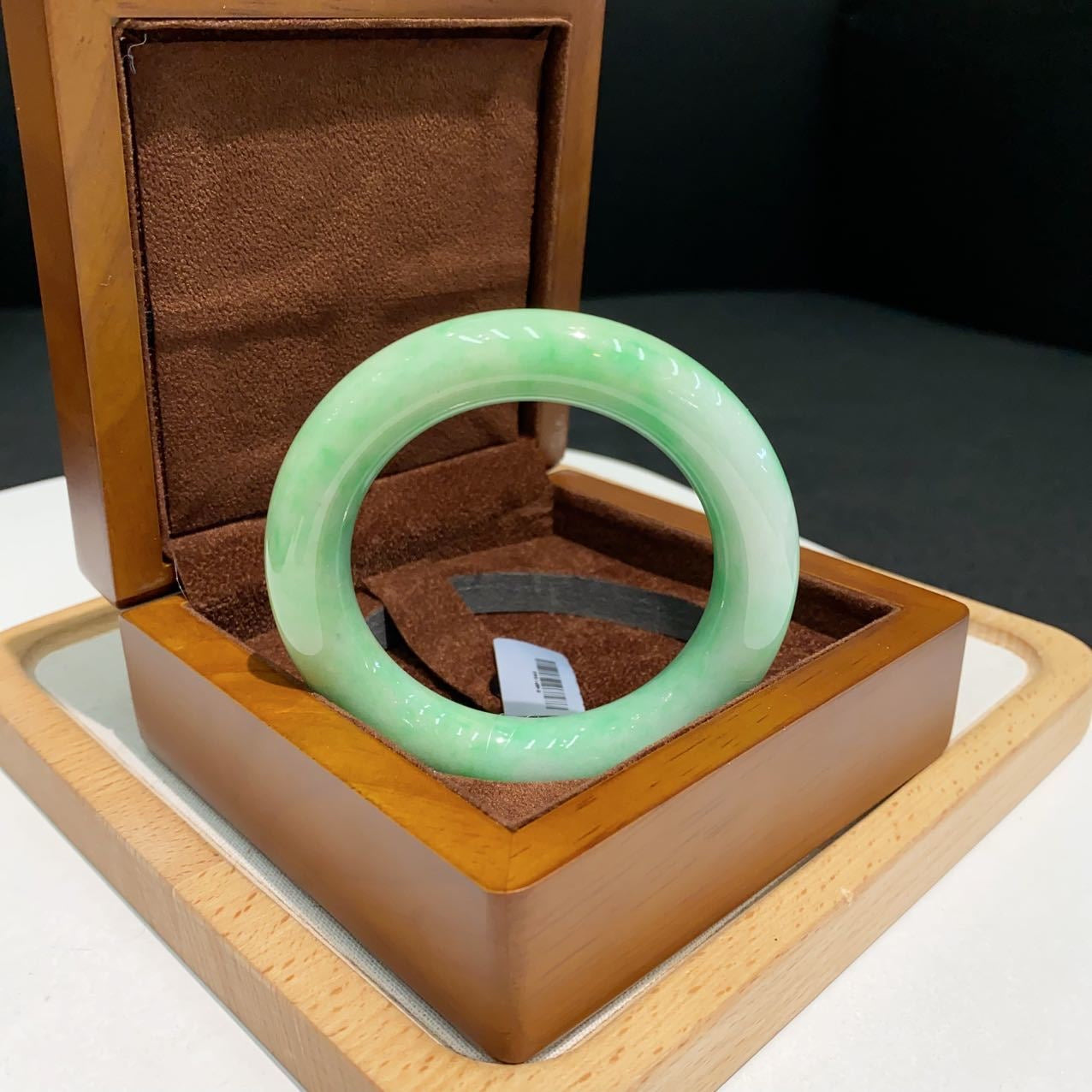翡翠 Bangle