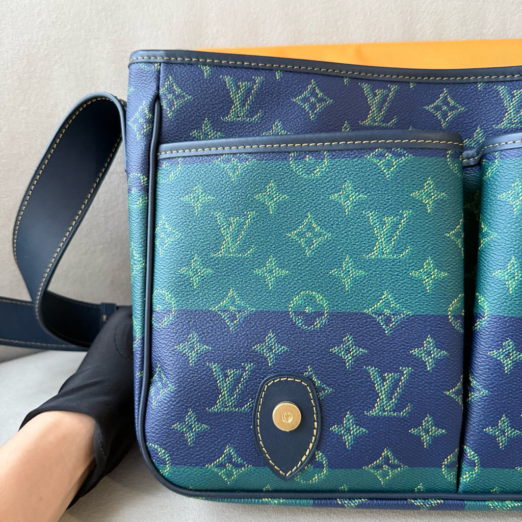 Louis Vuitton Metal Messenger Bag