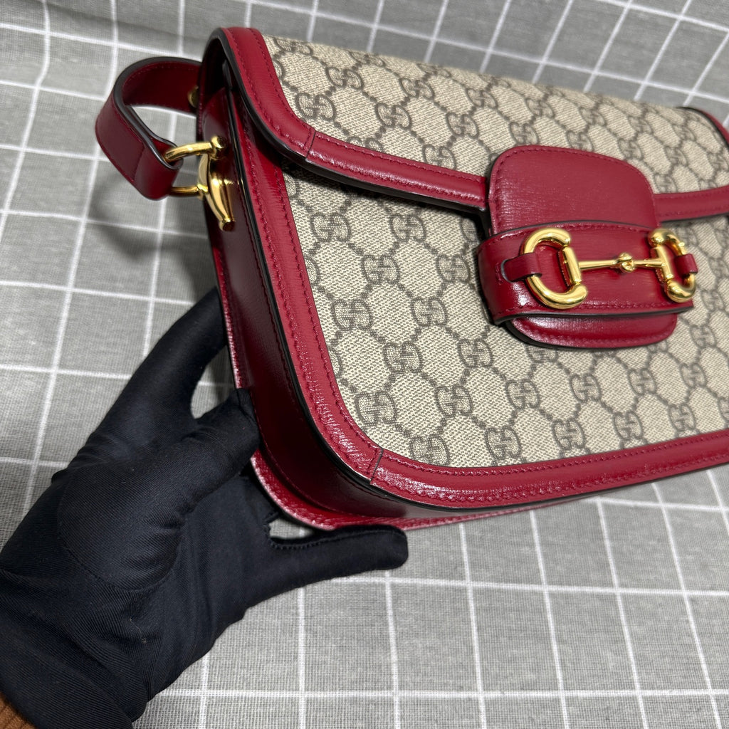 Gucci 60220492TCG8561