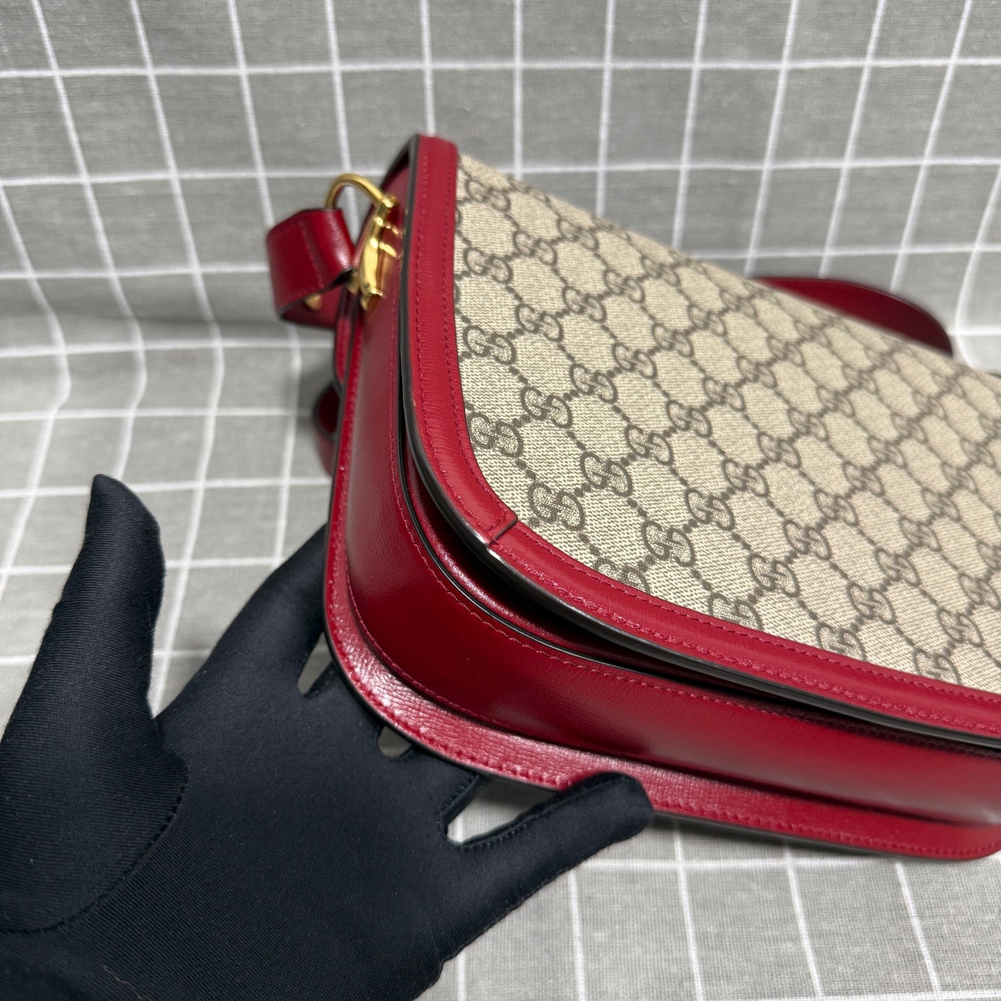Gucci 60220492TCG8561