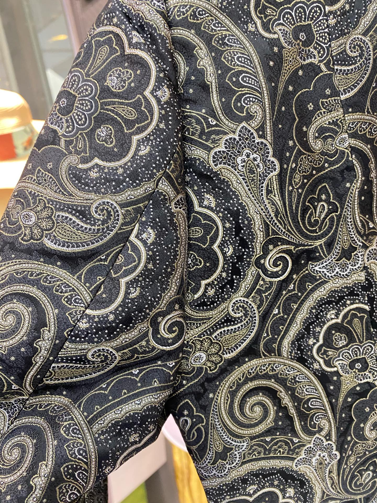 etro艾特罗 Black Suit