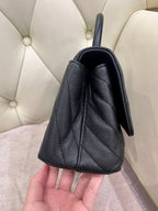 Chanel Messenger bag 24×10×14 A92990-B06818-94305