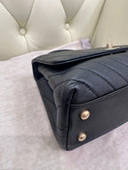 Chanel Messenger bag 24×10×14 A92990-B06818-94305