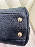 Chanel Messenger bag 24×10×14 A92990-B06818-94305
