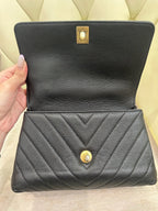 Chanel Messenger bag 24×10×14 A92990-B06818-94305