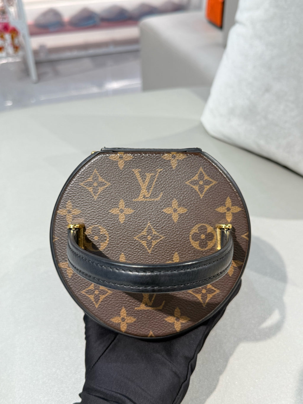 Louis Vuitton Crossbody