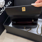 Chanel Messenger bag 24×10×14 A92990-B06818-94305