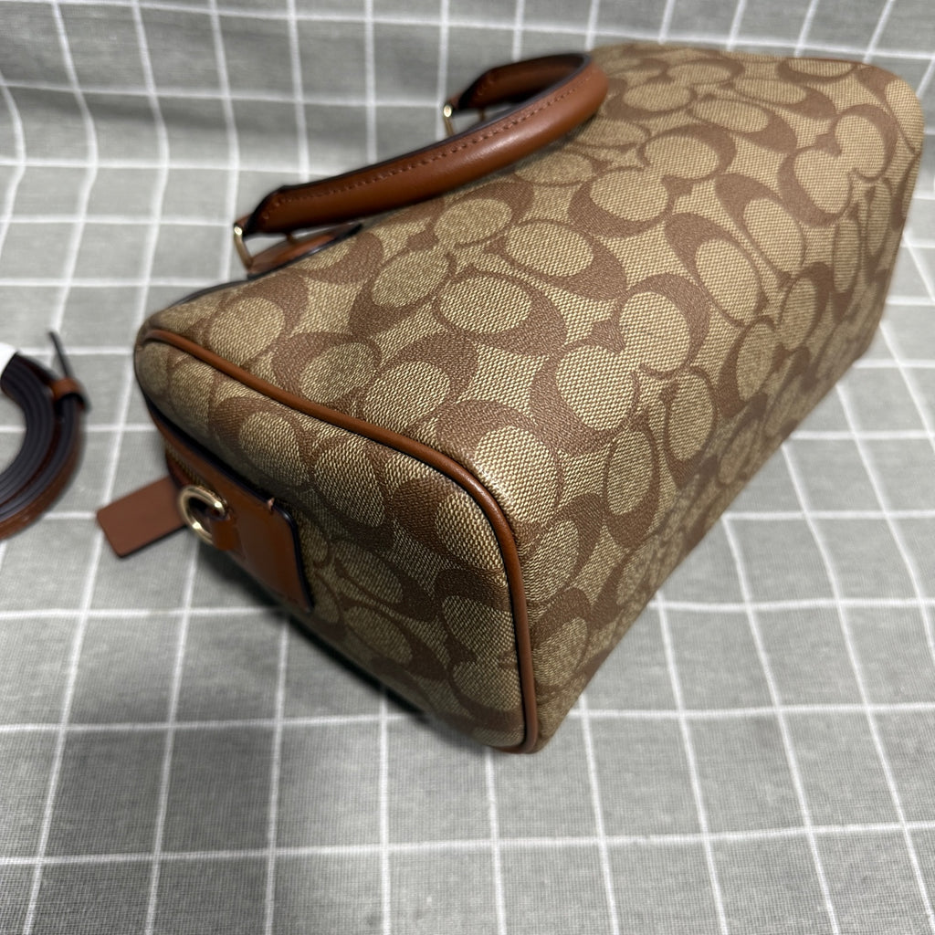 Coach F38538-IMBMC