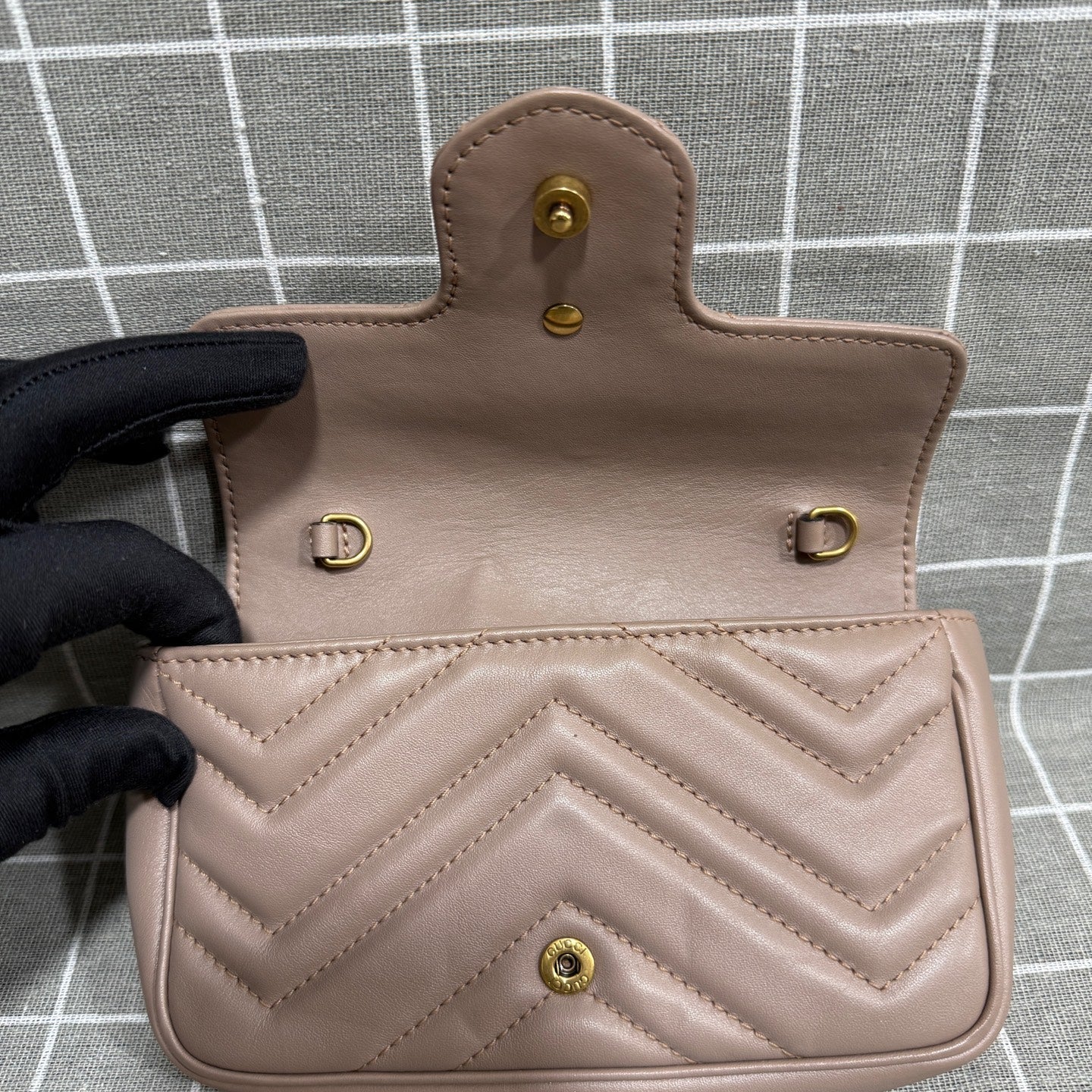 Gucci GG Marmont Collection Crossbody 476433 DTDCT 5729