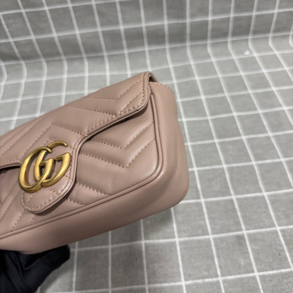 Gucci GG Marmont Collection Crossbody 476433 DTDCT 5729