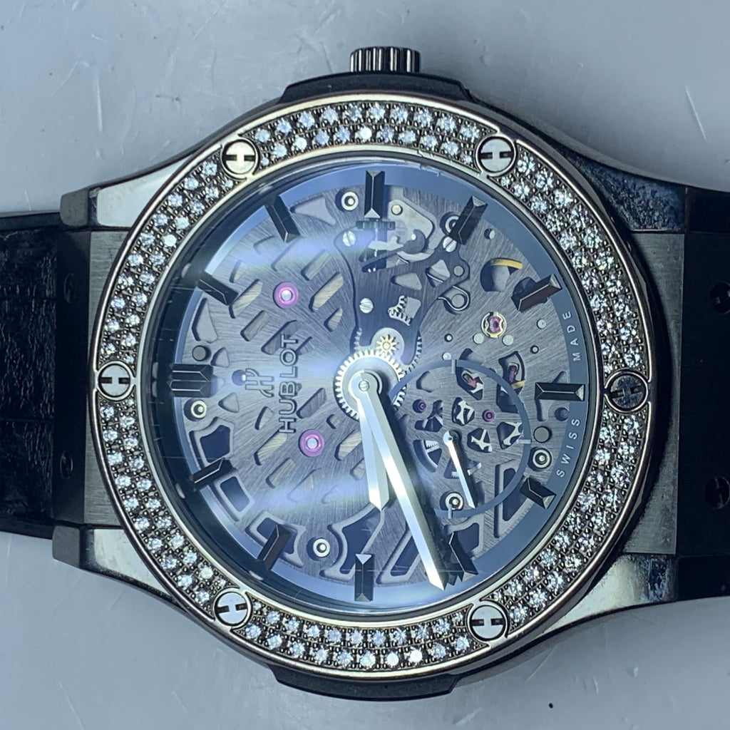 Hublot Classic Fusion Collection 45 millimeters 515.NX.0170.LR.1104