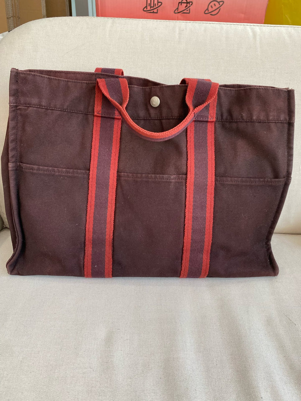 Hermes 915943