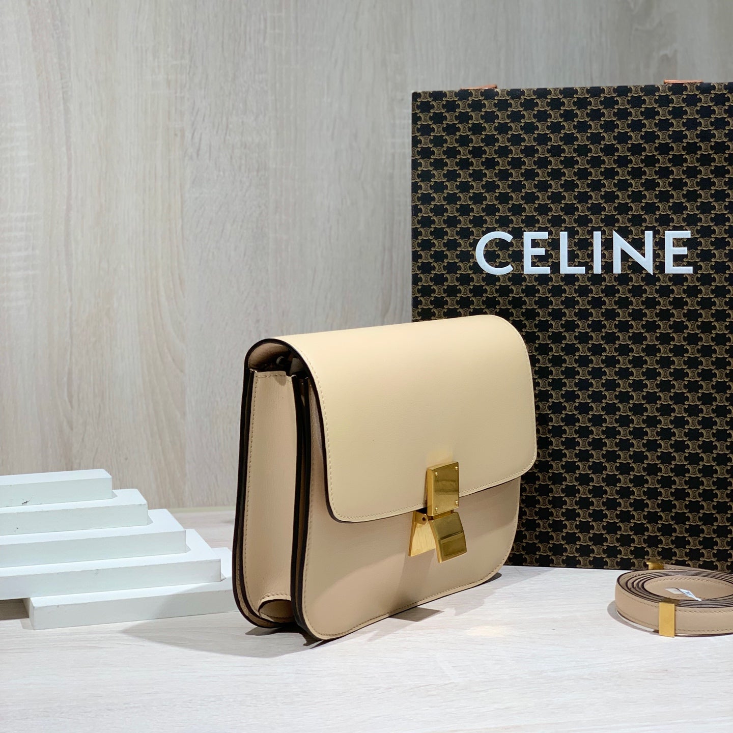Celine 189173XLA.02PD