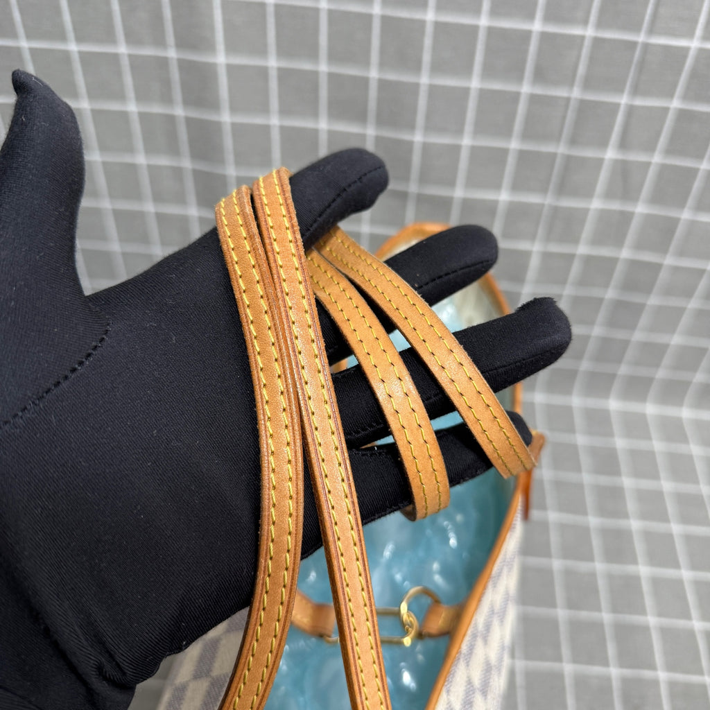 Louis Vuitton Canvas Tote N40604