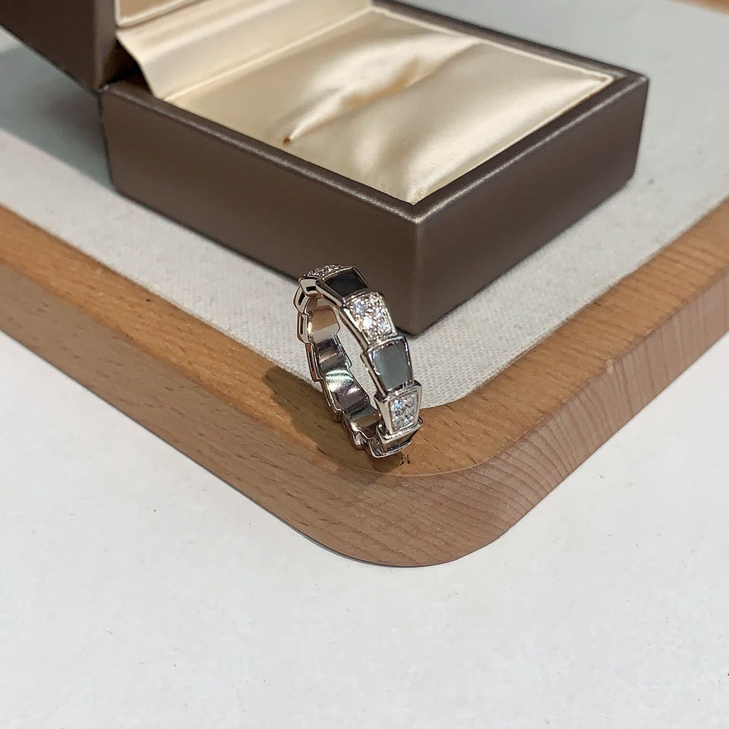 Bvlgari Ring