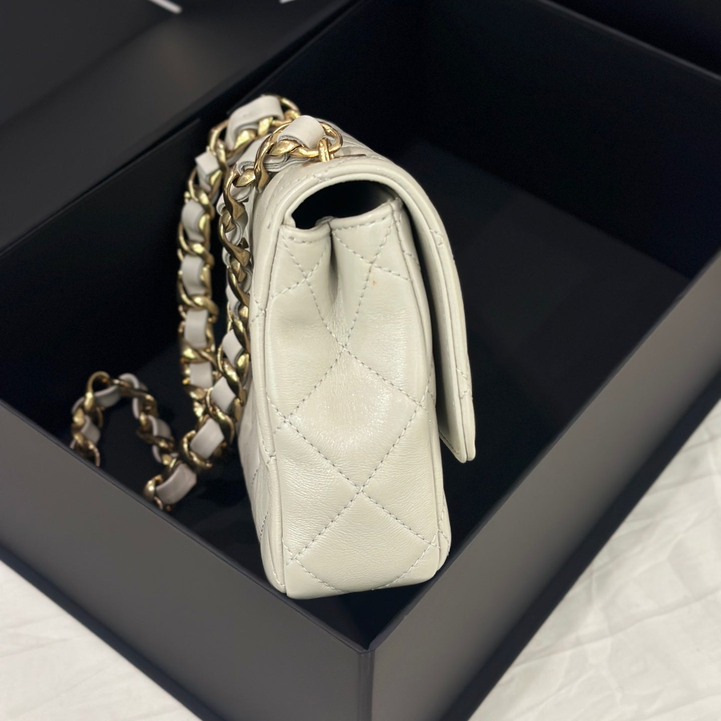 Chanel Axillary mass 21×5×15 AS3214-B10393-NM367