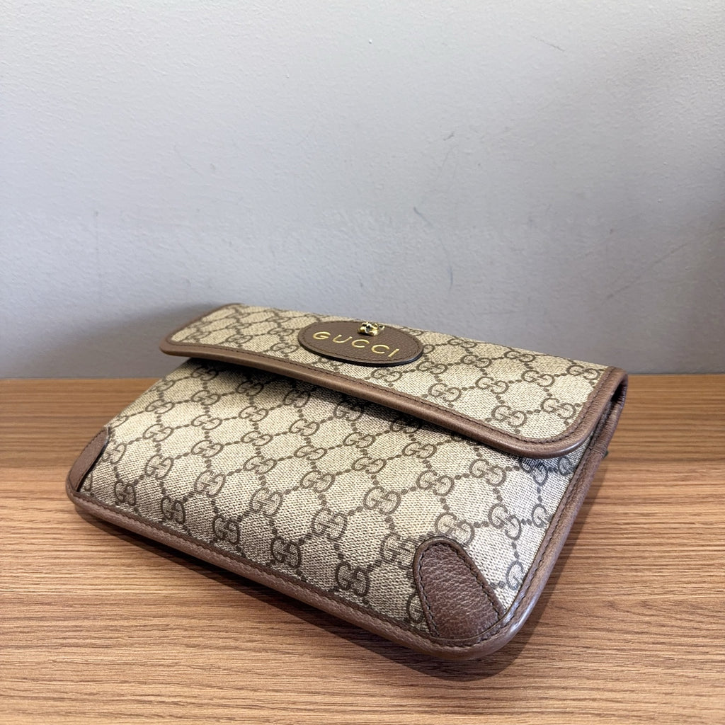 Gucci Canvas Sling Bag 4939309C2VT8745