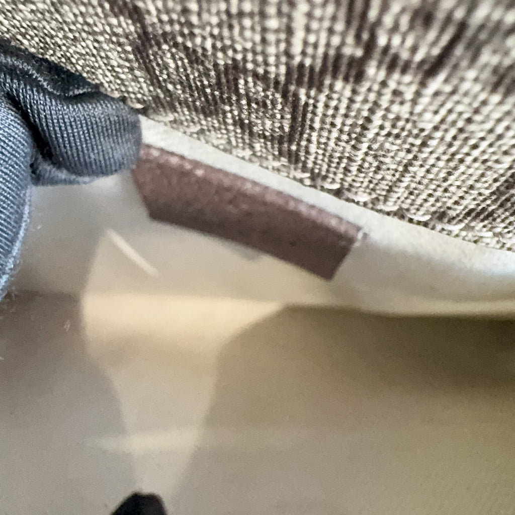 Gucci Canvas Sling Bag 4939309C2VT8745