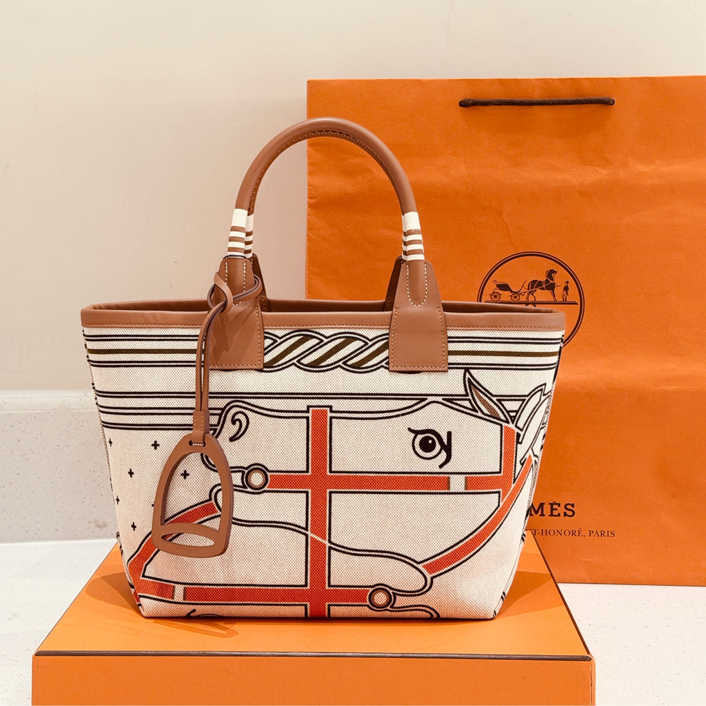 Hermes Steeple 28 Canvas Tote H083878CKAA