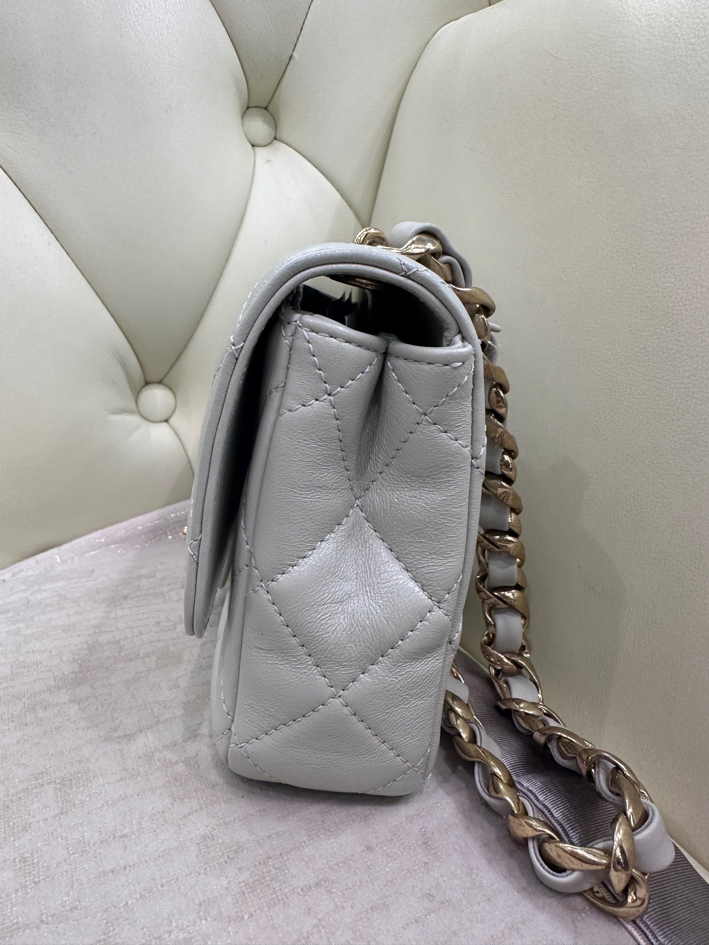 Chanel Axillary mass 21×5×15 AS3214-B10393-NM367
