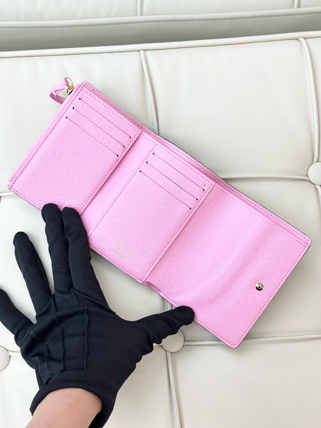 Louis Vuitton Victorine M81638