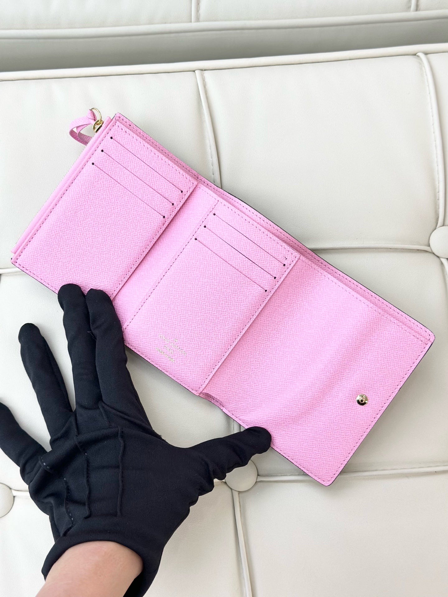 Louis Vuitton Victorine M81638