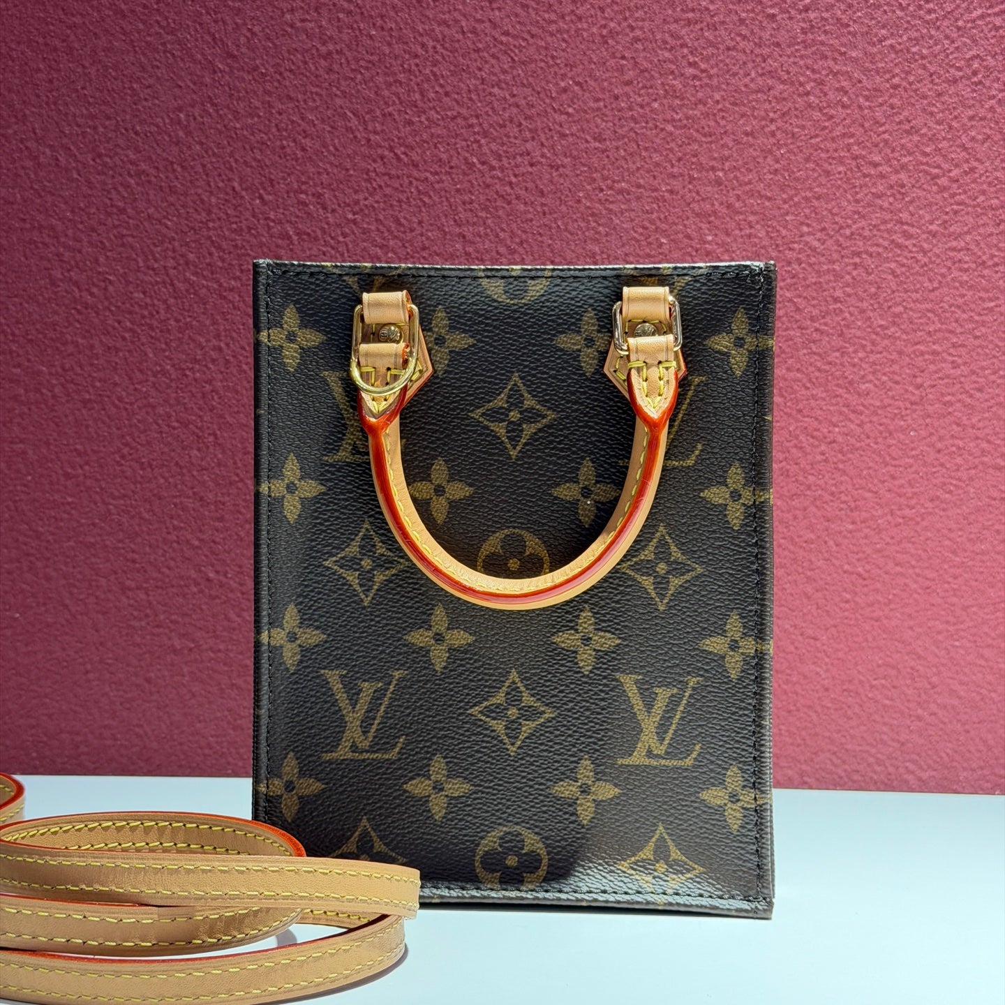 Louis Vuitton M69442