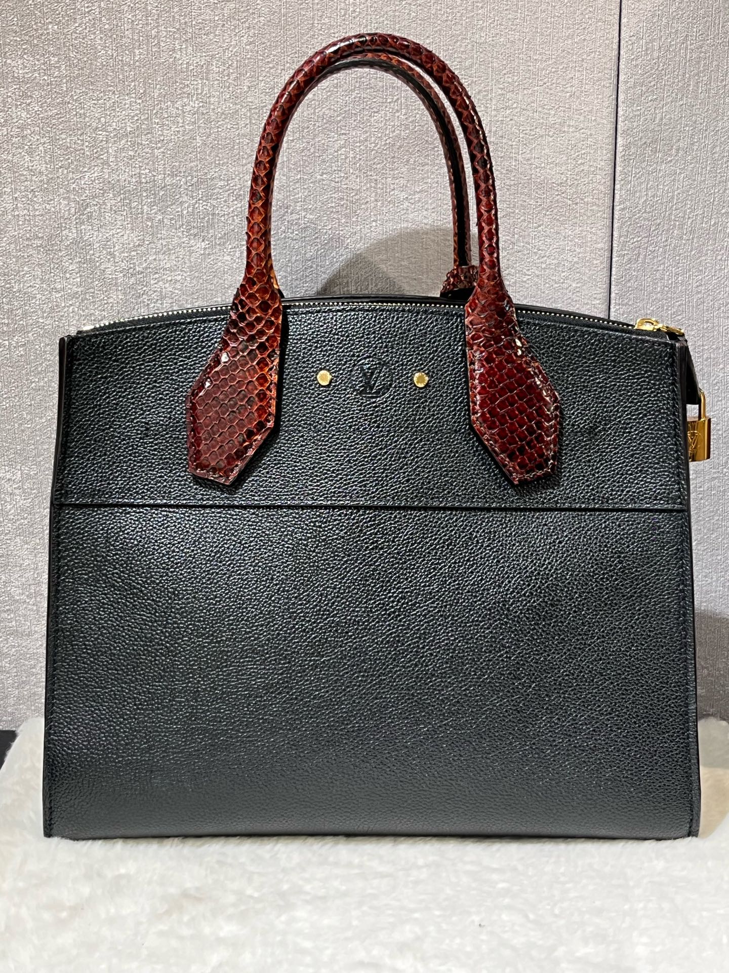 Louis Vuitton N94724