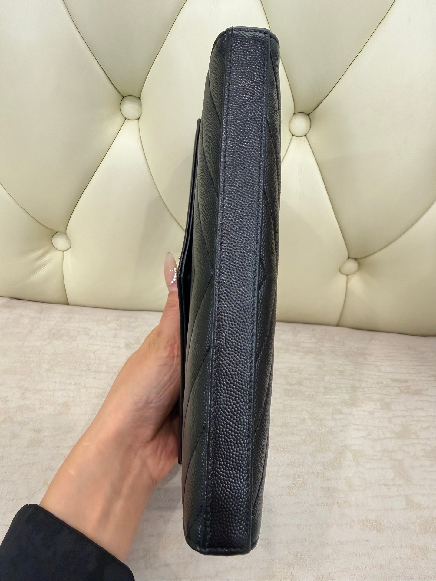 Saint laurent MATELASSE Mini Bag Crossbody 22.5 x 14 x 4 centimeters 377828BOW021000