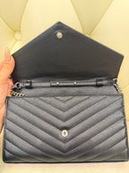Saint laurent MATELASSE Mini Bag Crossbody 22.5 x 14 x 4 centimeters 377828BOW021000