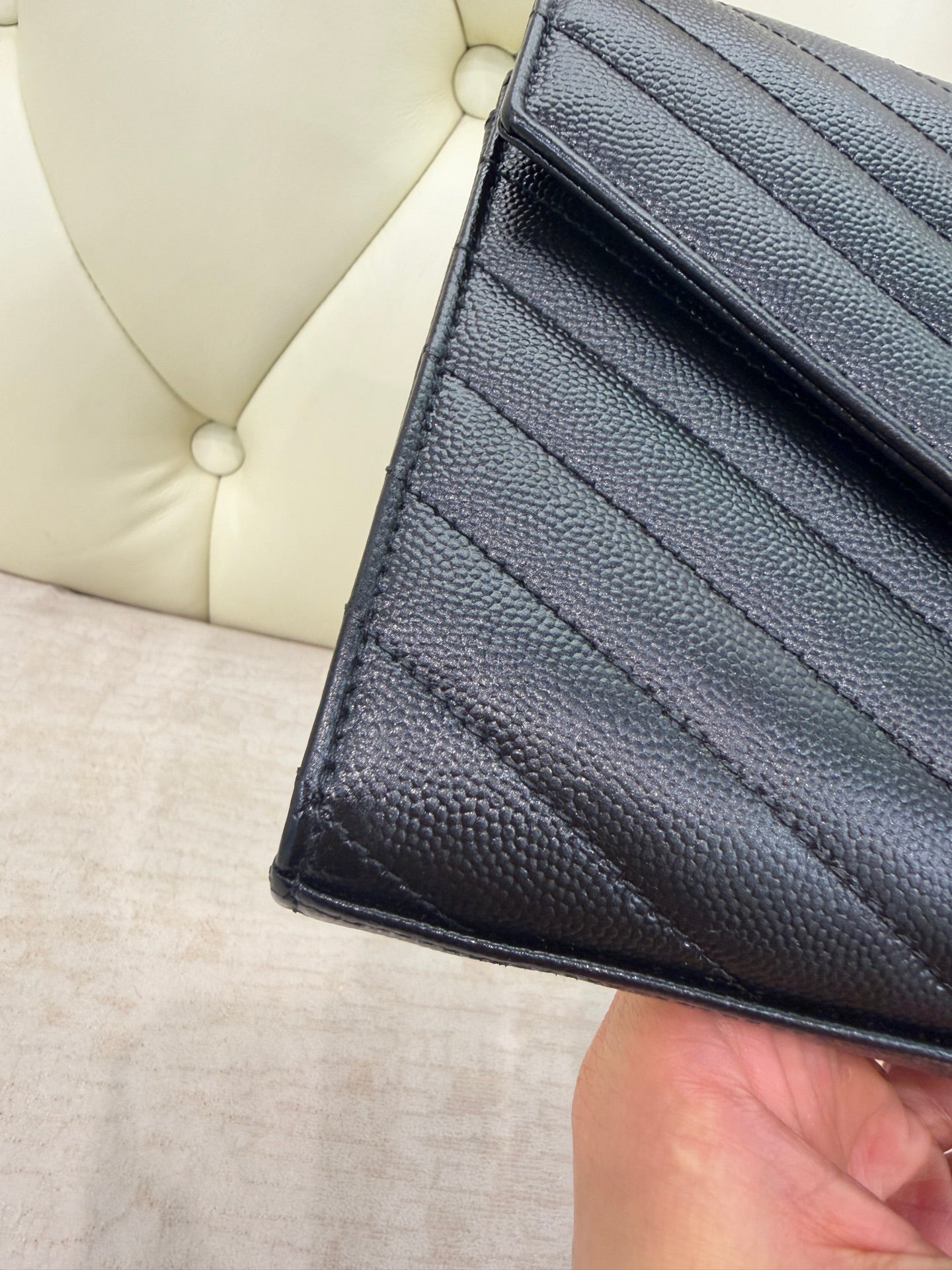 Saint laurent MATELASSE Mini Bag Crossbody 22.5 x 14 x 4 centimeters 377828BOW021000