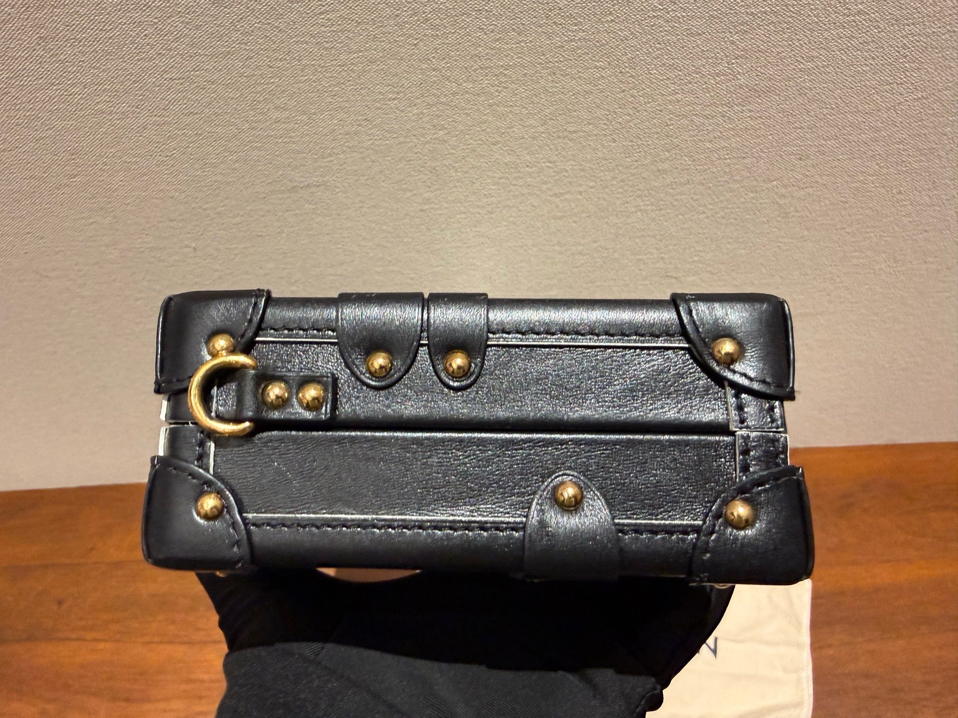 Louis Vuitton Black M54266