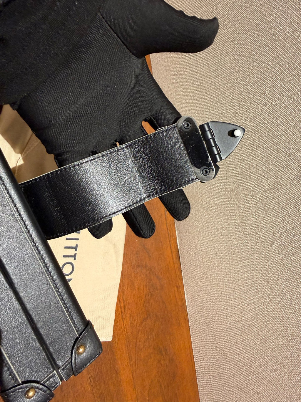 Louis Vuitton Black M54266