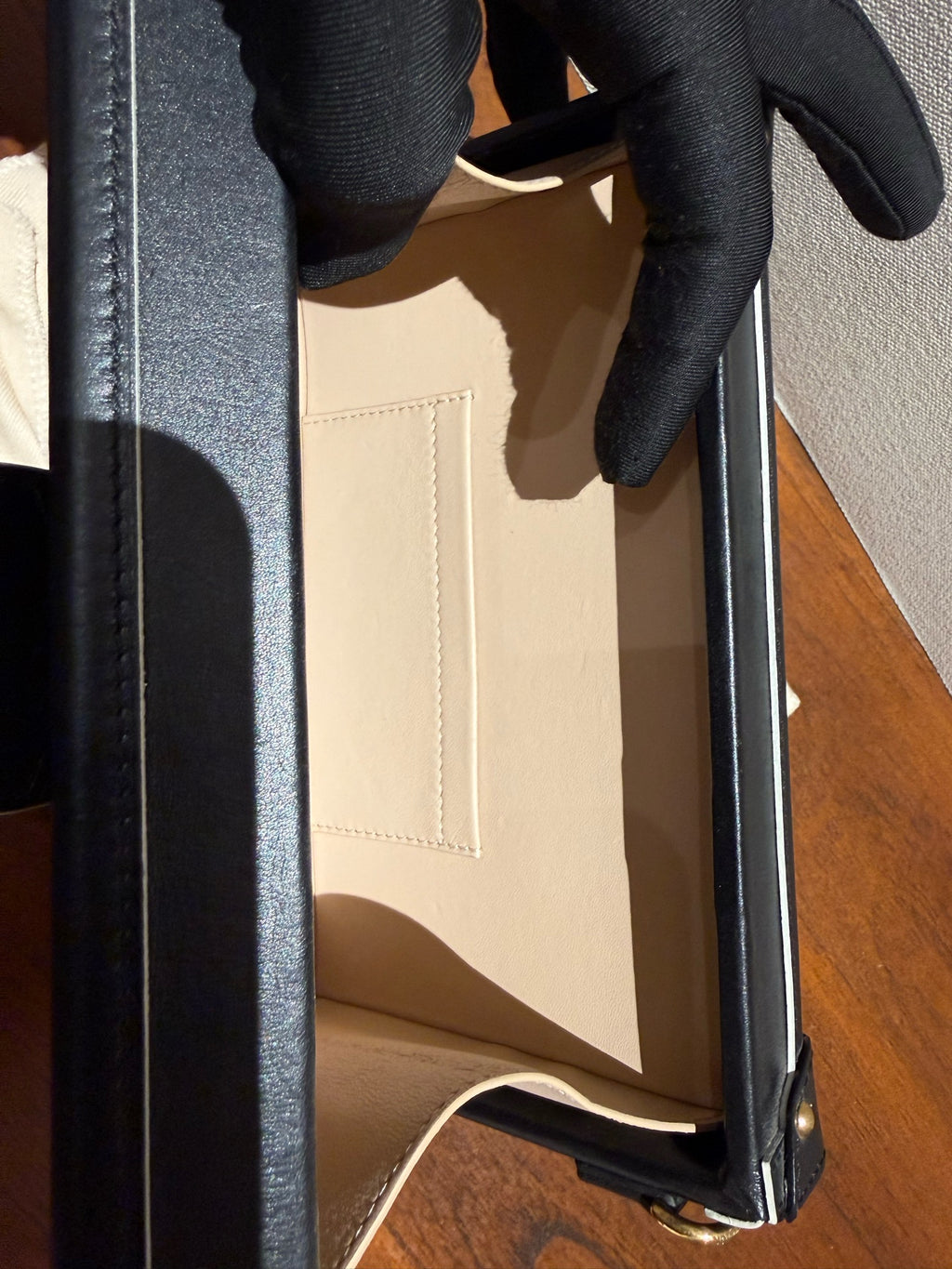 Louis Vuitton Black M54266