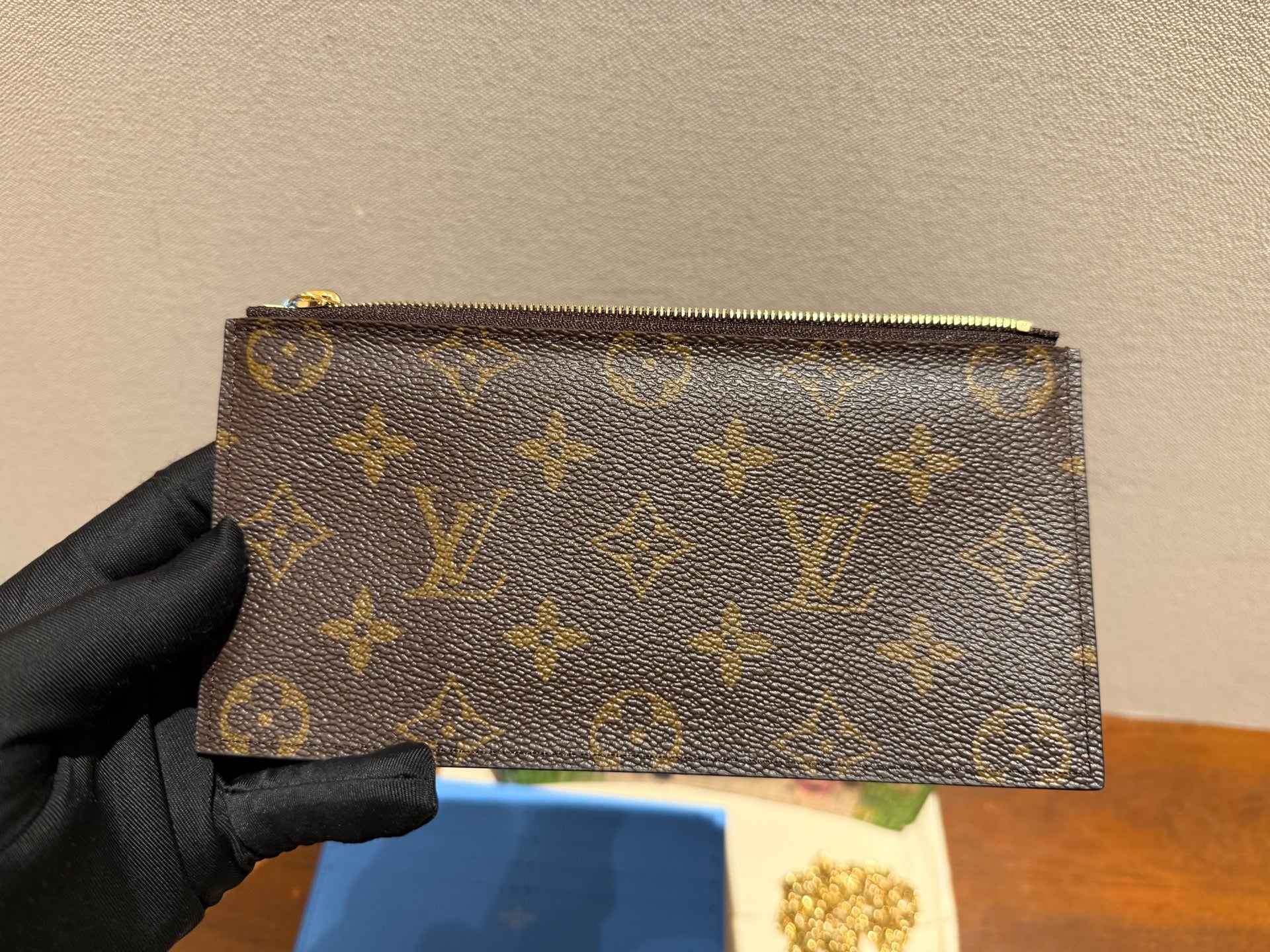 Louis Vuitton M80992