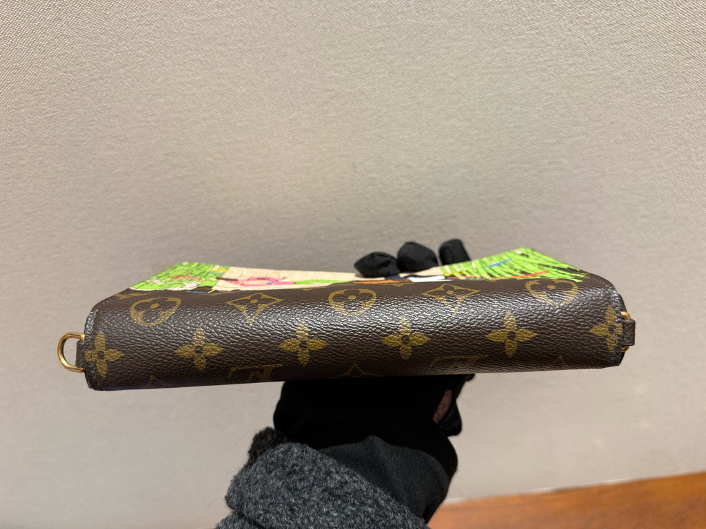 Louis Vuitton M80992