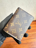 Louis Vuitton M80873