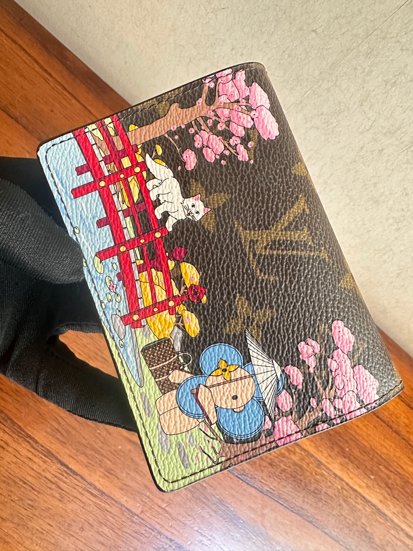 Louis Vuitton M80873