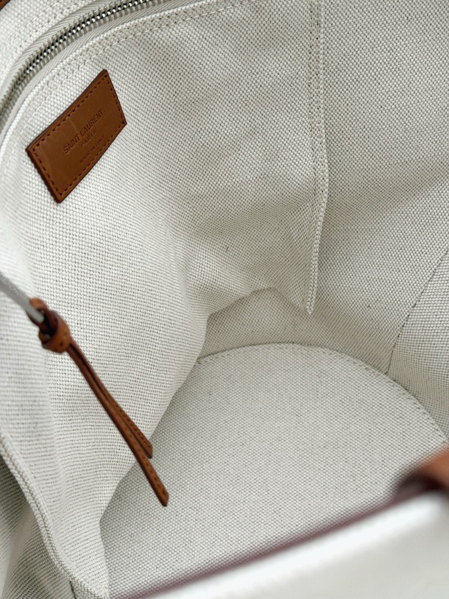 Saint laurent Canvas