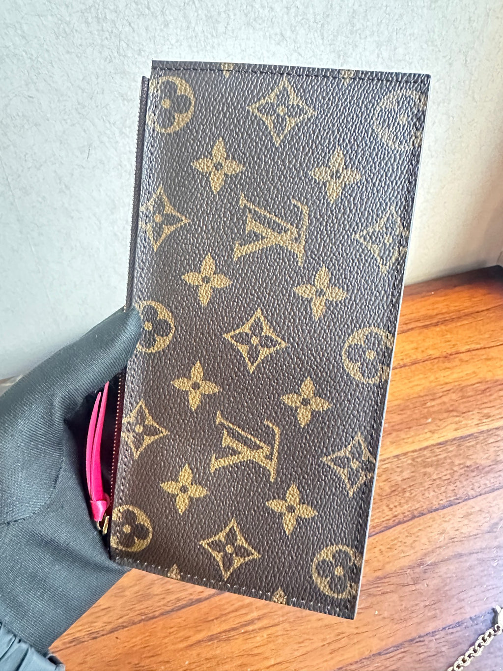 Louis Vuitton M80859
